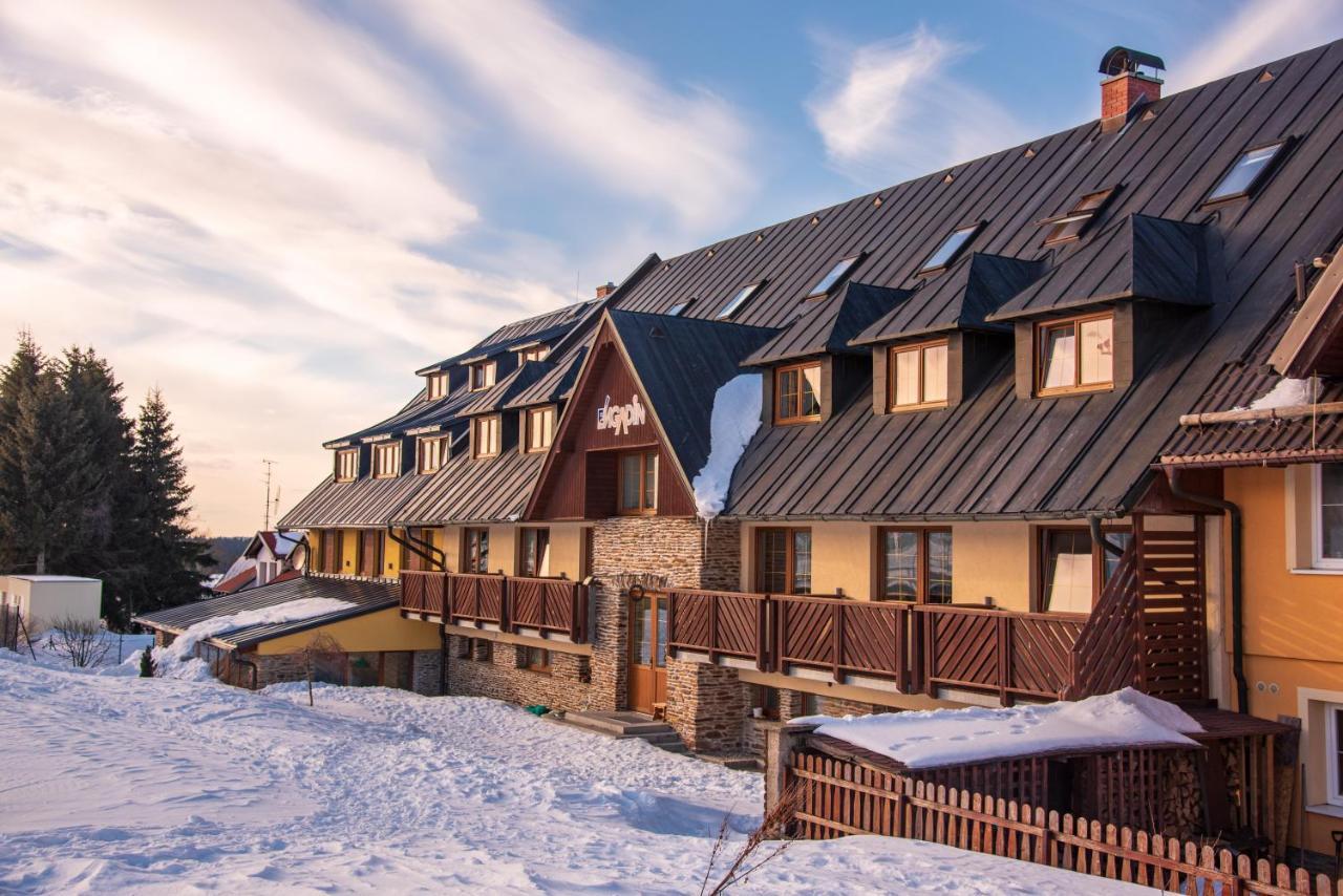 Apartmany Engadin Божий Дар Экстерьер фото