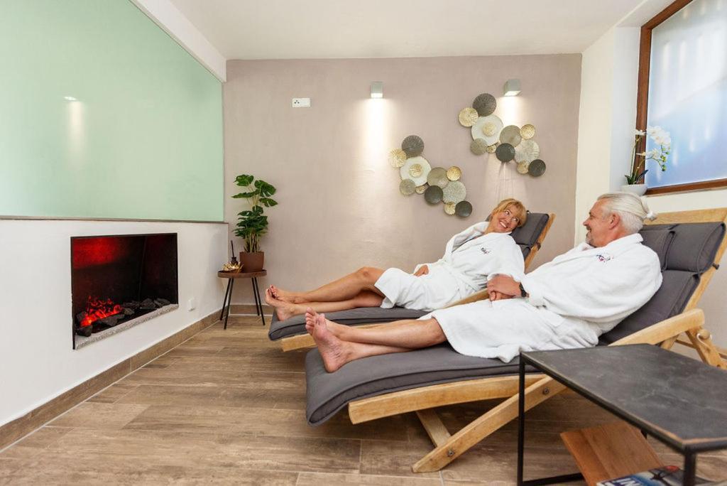 Apartmany Engadin Божий Дар Экстерьер фото